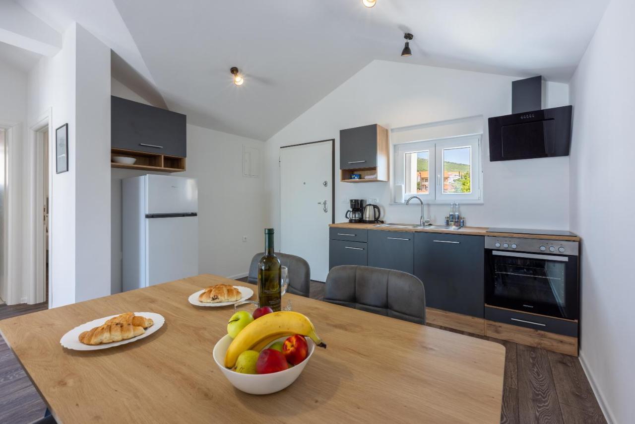 Luxury Apartments Lovorka 3&4***/**** Selce Exteriör bild